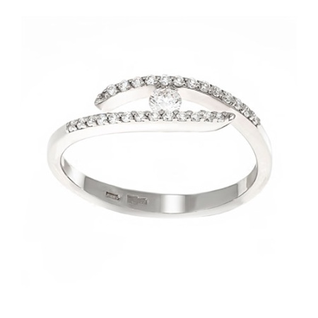 Кольцо из золота с бриллиантом