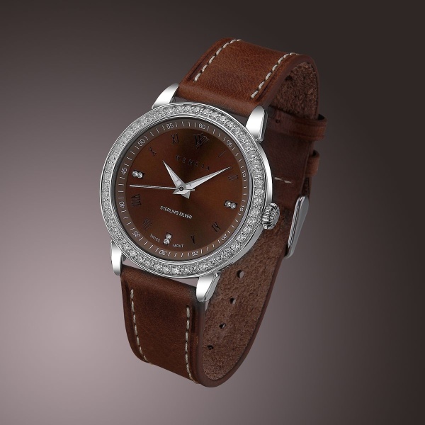 Часы из серебра с фианитом