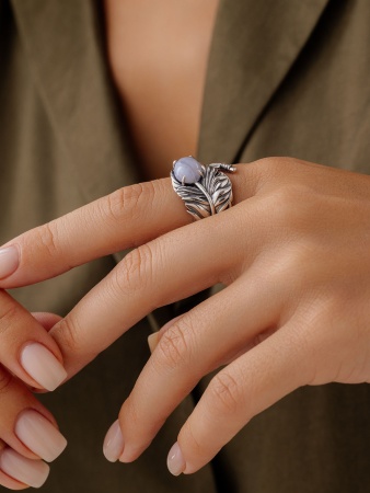 Купить кольцо из серебра с агатом в интернет-магазине KRASNOE