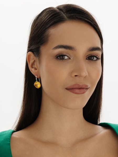 Серьги из серебра с фианитами в ювелирном интернет-магазине