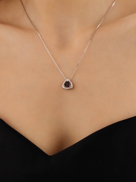 Купить подвеска из серебра с гранатом