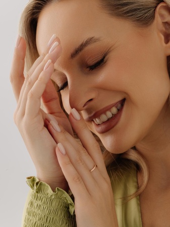 Купить кольцо из серебра без вставок в интернет-магазине KRASNOE