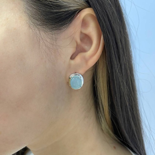 Серьги из серебра с халцедонами со скидкой