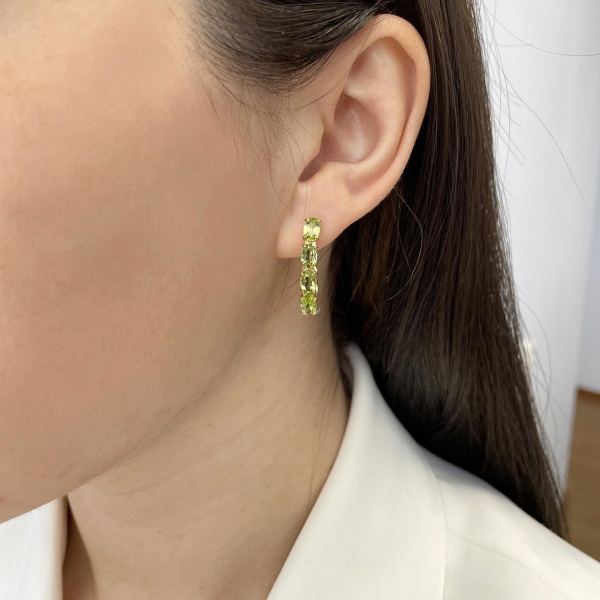 Серьги из серебра с хризолитом