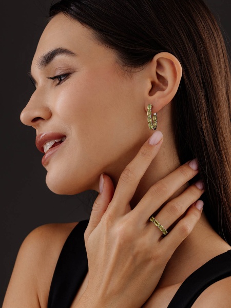 Серьги из серебра с хризолитами