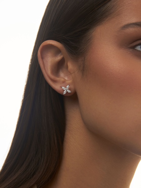 Серьги из серебра с фианитом