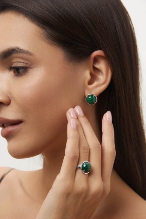 Серьги из серебра с малахитами