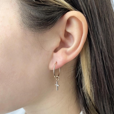 Серьги из серебра с фианитами