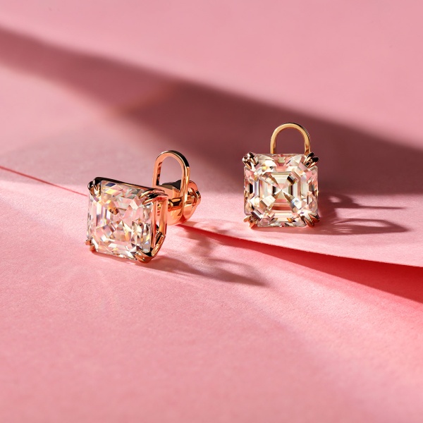 Пусеты из золота с муассанитами Eternal light 2100972766 от KRASNOE, металл Золото, вставка Муассанит