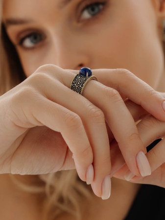 Купить кольцо из серебра с лазуритом в интернет-магазине KRASNOE