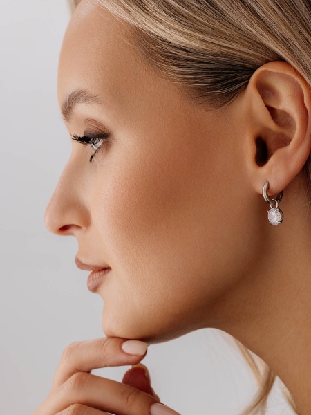 Серьги из серебра с фианитами в ювелирном интернет-магазине