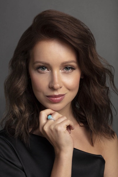 Кольцо из золота с турмалином и бриллиантами