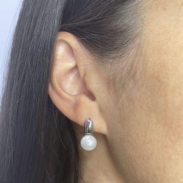 Серьги из серебра с жемчугами