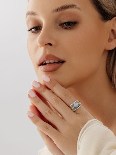 Купить кольцо из серебра с виоланом в интернет-магазине KRASNOE