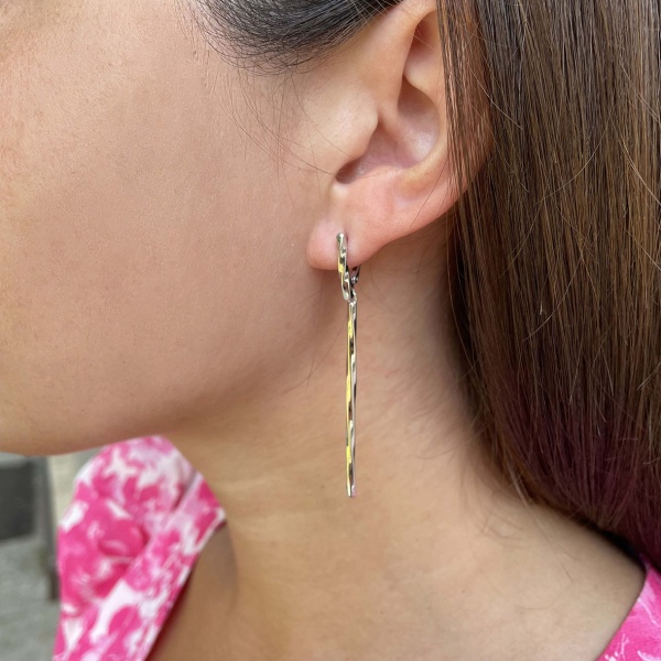 Серьги из серебра без вставок со скидкой