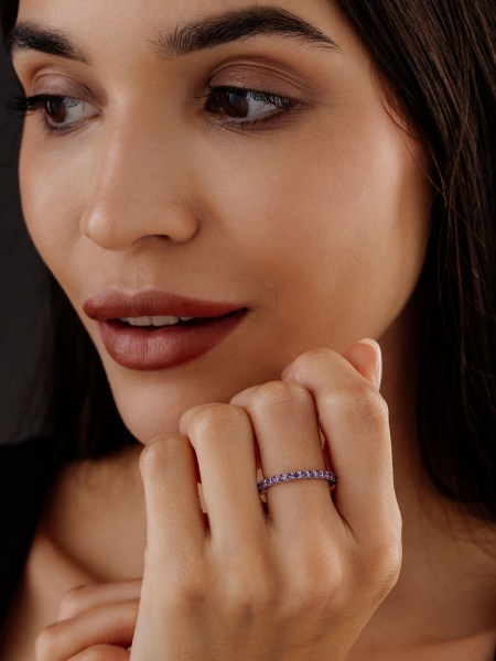 Кольцо из серебра с аметист со скидкой