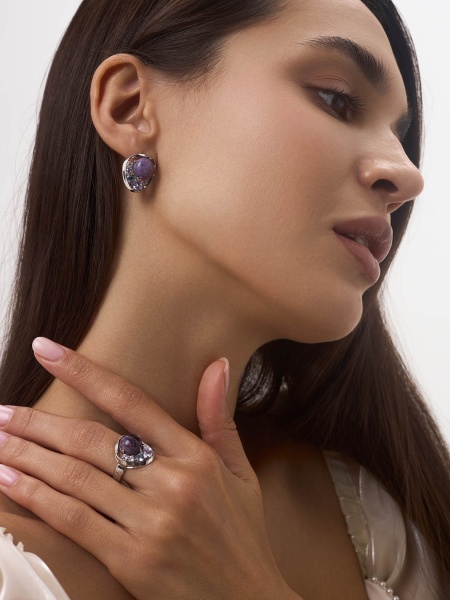 Серьги из серебра с ситаллами, чароитами и фианитами