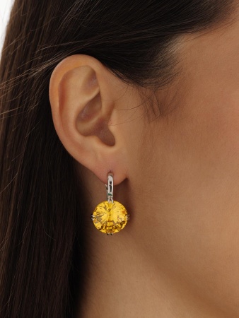 Серьги из серебра с фианитом