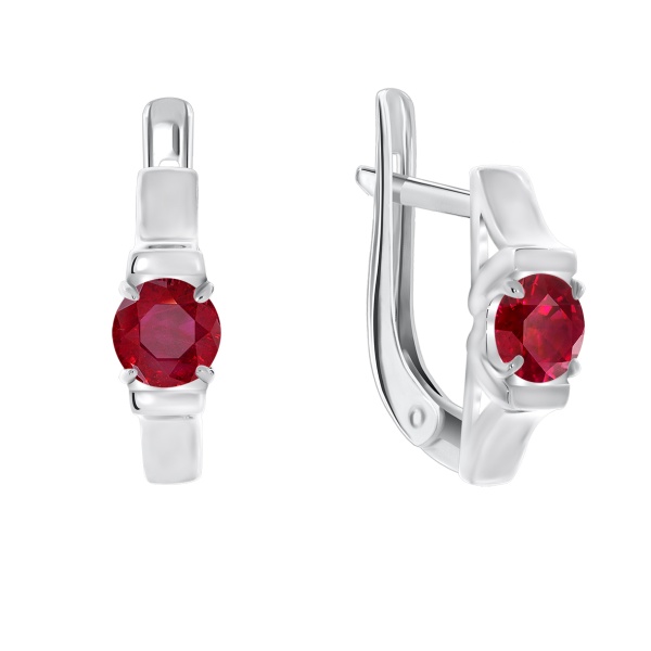 Серьги из серебра с корундом со скидкой