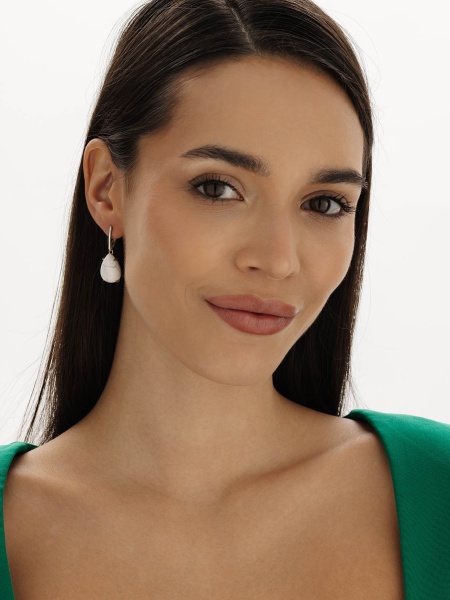 Серьги из серебра с кахолонгом в ювелирном интернет-магазине