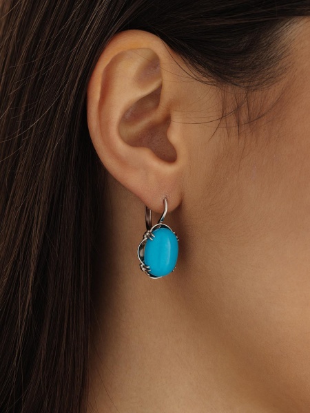 Серьги из серебра с бирюзой со скидкой