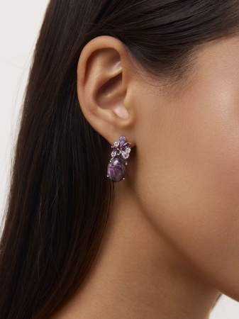 Серьги из серебра с чароитами и фианитами