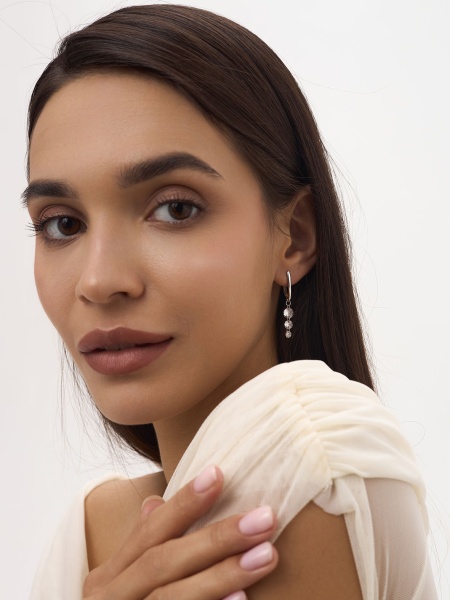 Серьги из серебра с фианитами