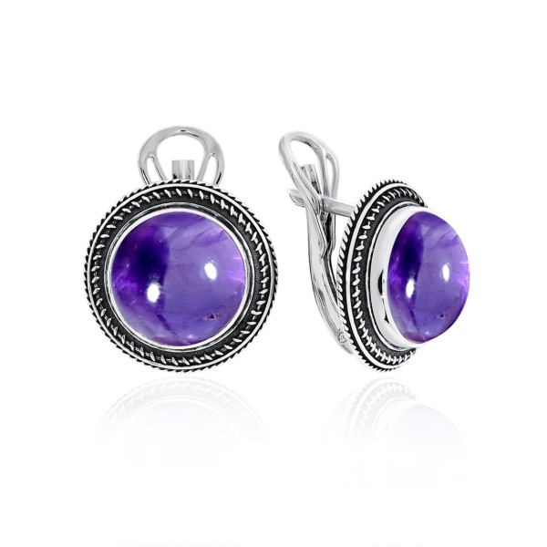 Серьги из серебра с натуральными корундами со скидкой