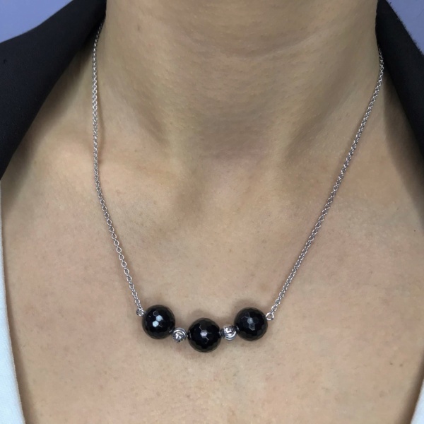 Колье из серебра с ониксом 8340433024-45 Колье из серебра с ониксом 8340433024-45
