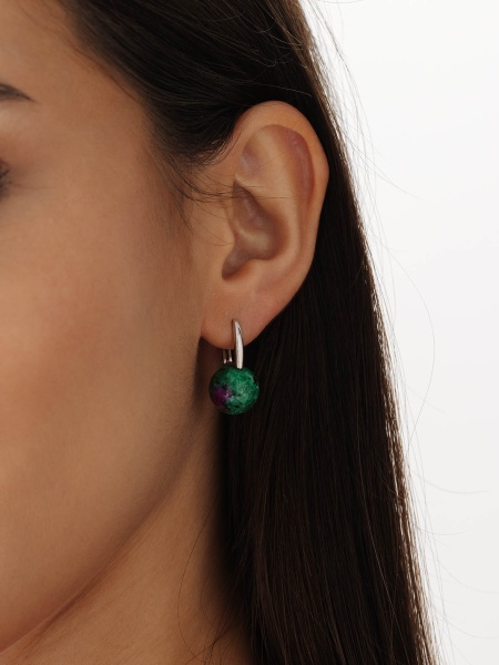 Серьги из серебра с рубин-цоизитами