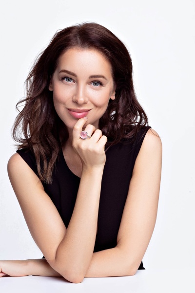 Кольцо из золота с кварцем и бриллиантами timeless color Кольцо из золота с кварцем и бриллиантами timeless color