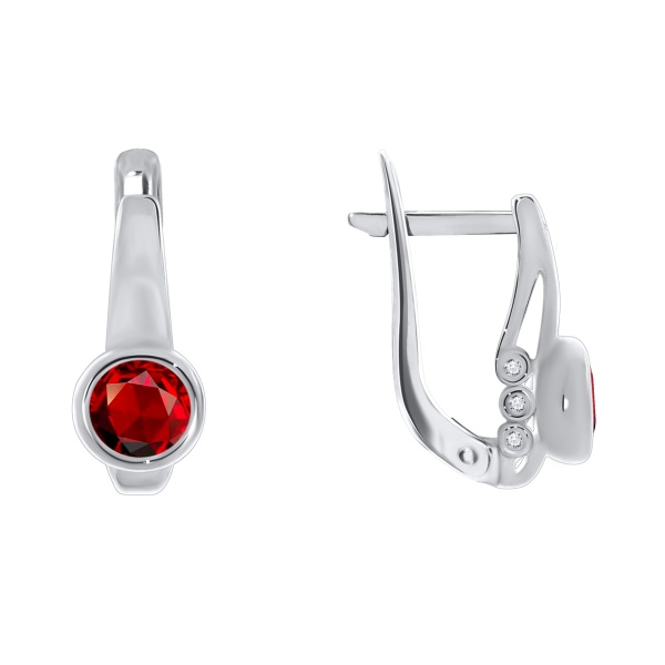 Серьги из серебра с фианитами со скидкой