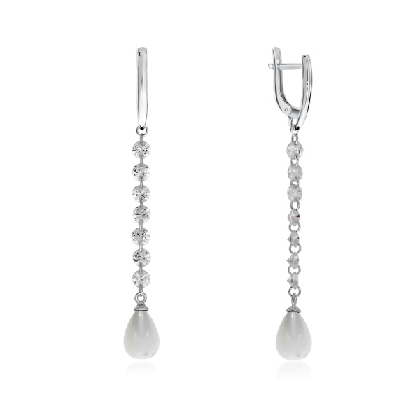 Серьги из серебра с жемчугами и фианитами со скидкой