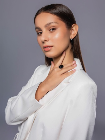 Купить кольцо из серебра с агатом в интернет-магазине KRASNOE