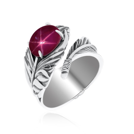 Купить кольцо из серебра с звездчатым рубином в интернет-магазине KRASNOE Купить кольцо из серебра с звездчатым рубином в интернет-магазине KRASNOE