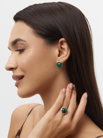 Серьги из серебра с малахитом