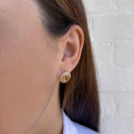 Серьги из серебра с цитринами и фианитами со скидкой Серьги из серебра с цитринами и фианитами со скидкой