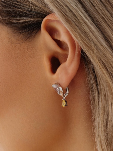 Серьги из серебра с фианитами