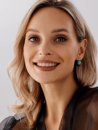 Серьги из серебра с амазонитами со скидкой