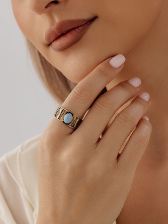 Кольцо из серебра с виоланом со скидкой