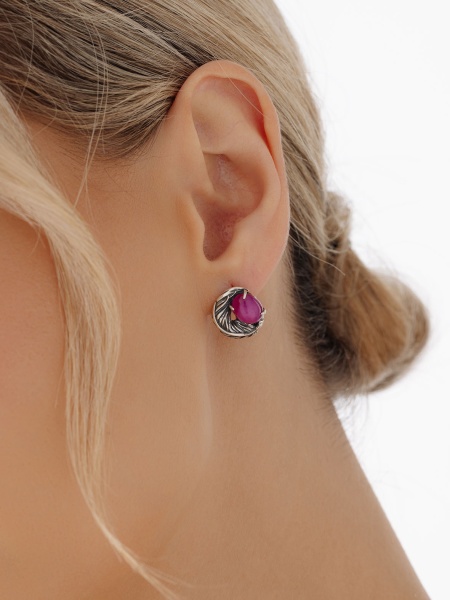 Серьги из серебра с рубинами звездчатыми