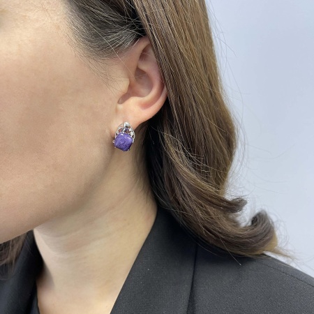 Серьги из серебра с чароитами и фианитами