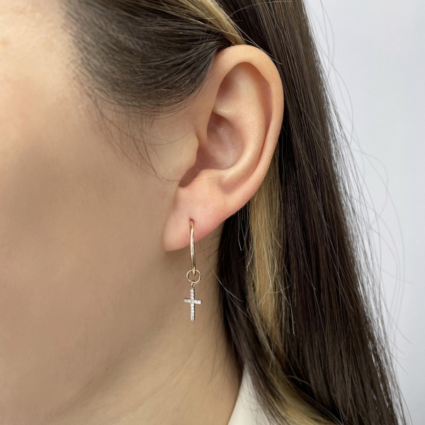 Серьги из серебра с фианитами