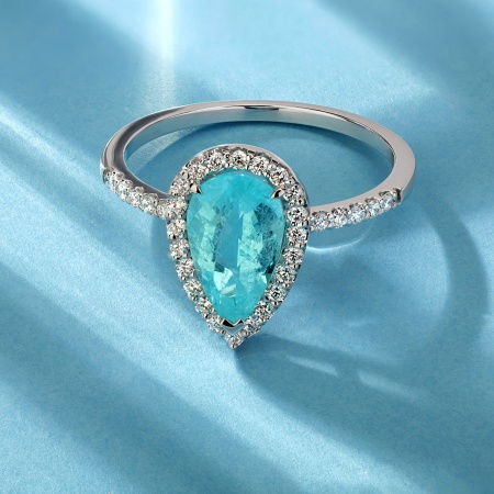 Кольцо из золота с турмалином и бриллиантами